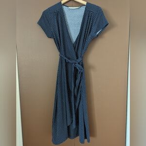 SIMONS - Navy polka dot wrap dress